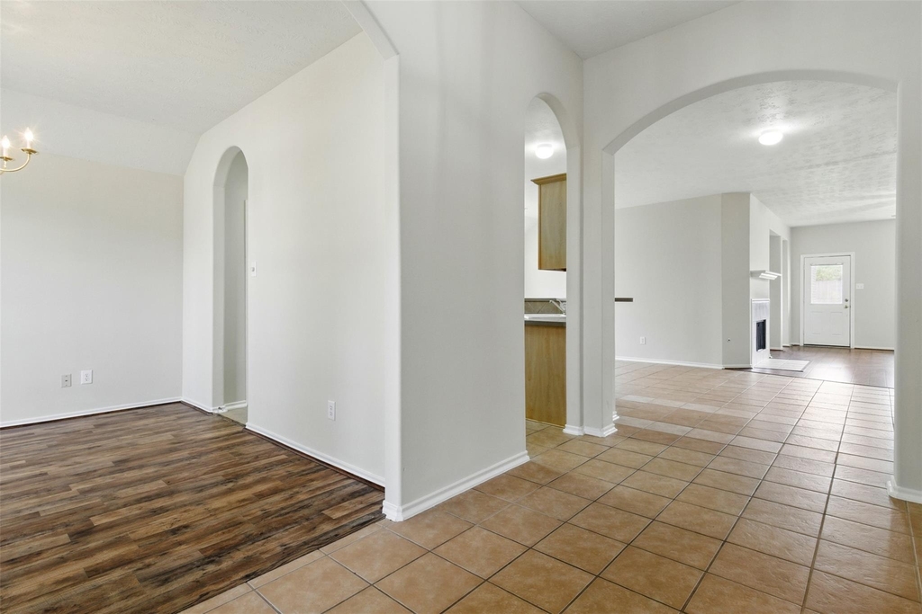 4827 Claymill Court - Photo 4