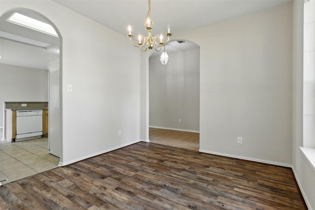 4827 Claymill Court - Photo 7