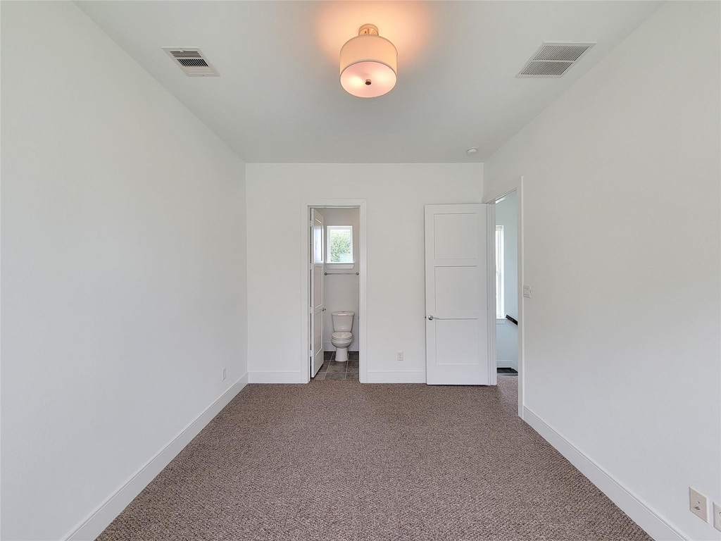 9 N St Charles Street - Photo 21