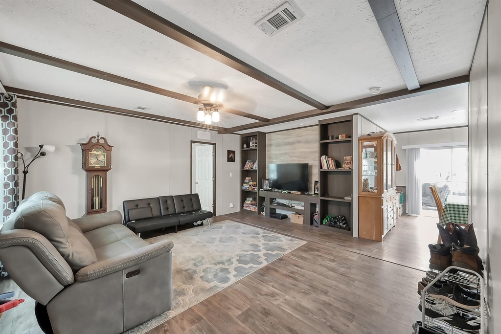 15835 Lowell - Photo 3
