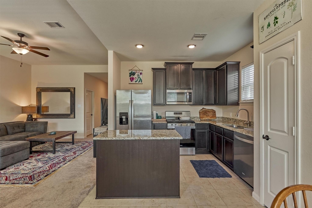 8884 Oval Glass Street - Photo 12