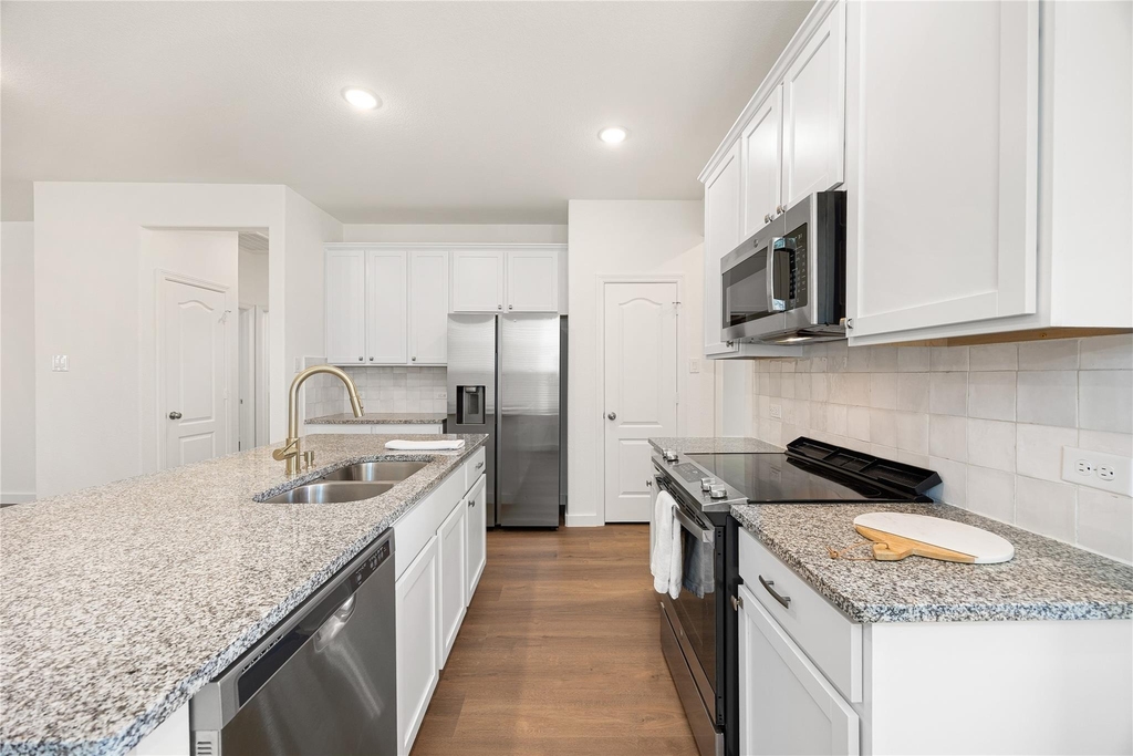 31411 Horseshoe Meadow Bend Lane - Photo 10