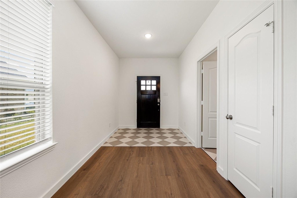 31411 Horseshoe Meadow Bend Lane - Photo 2