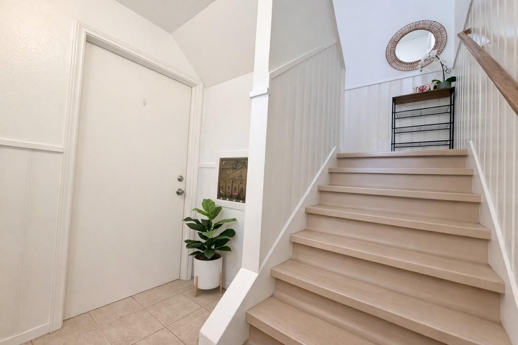 2126 Banks Street - Photo 8