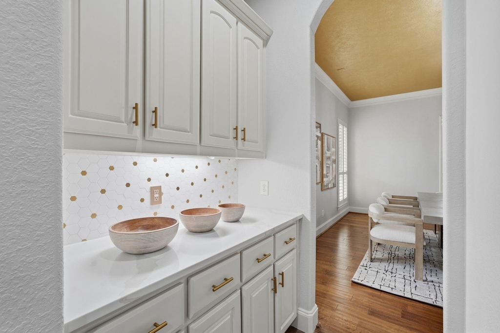 7603 Hogan Bridge Court - Photo 14