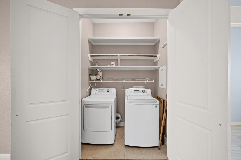 3840 Center Street - Photo 10