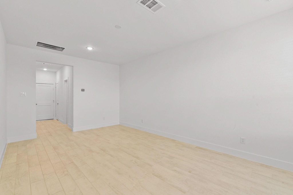 21118 Garden Palm Drive - Photo 8