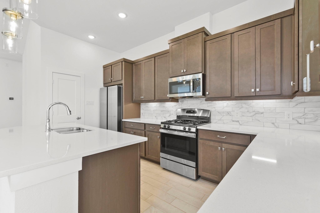 21118 Garden Palm Drive - Photo 18