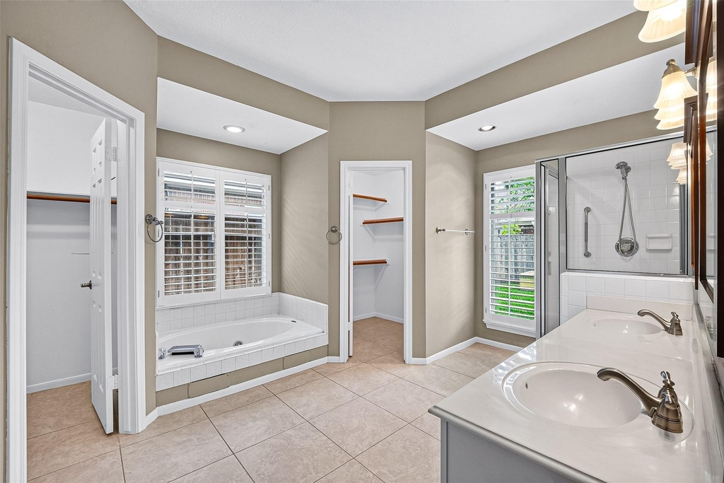 1502 Beechurst Court - Photo 18
