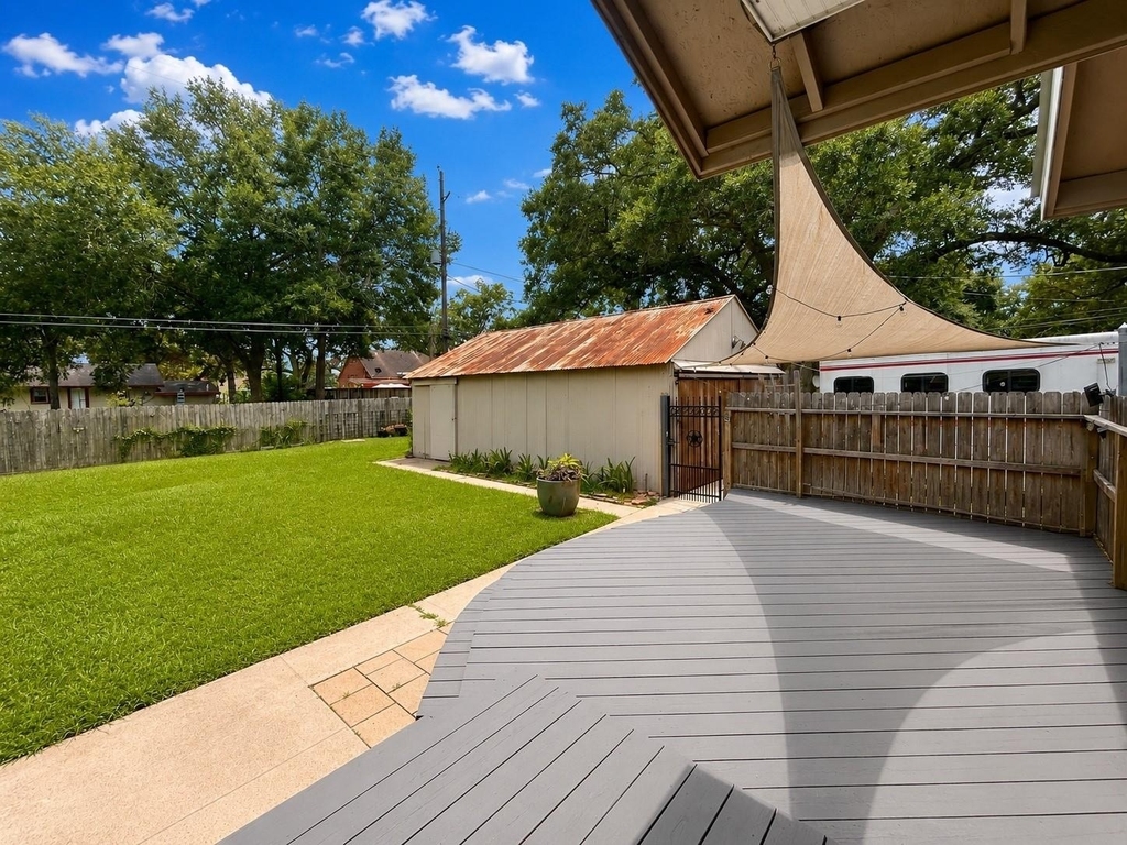 5707 Delfren Lane - Photo 17