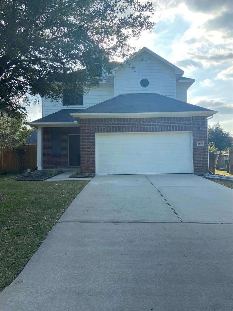 4903 Summer Ridge Drive - Photo 1
