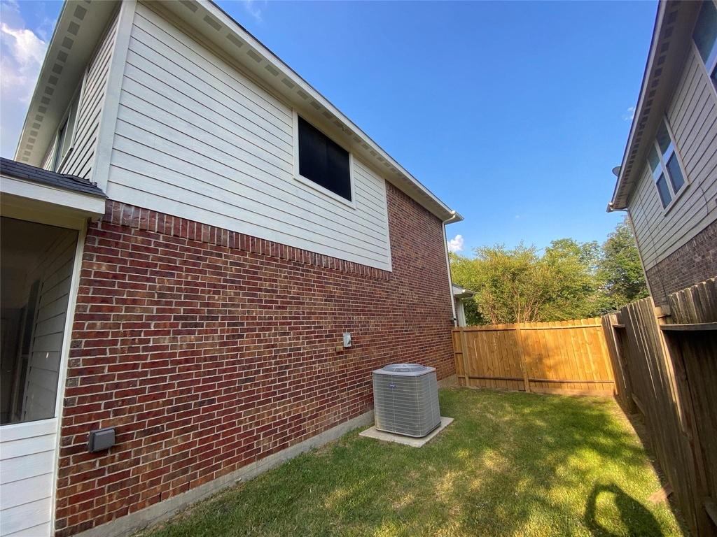 4903 Summer Ridge Drive - Photo 26