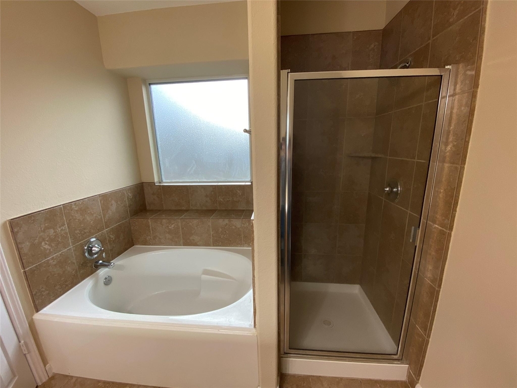 4903 Summer Ridge Drive - Photo 14