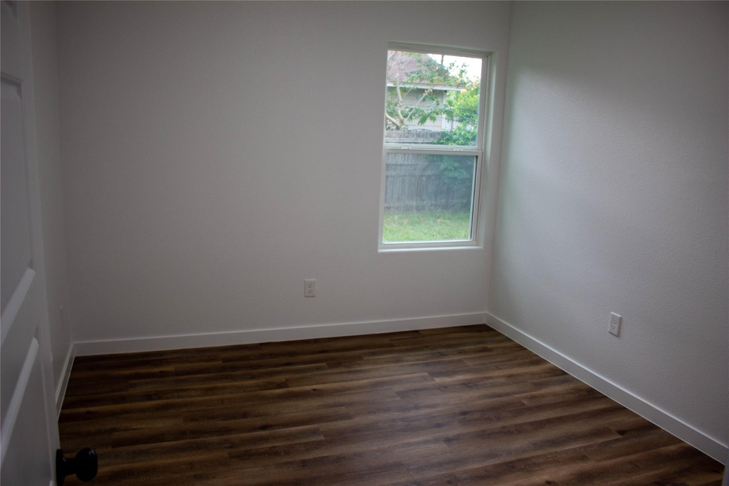106 Runnels Street - Photo 24