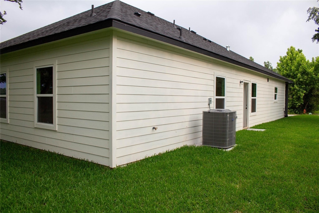 106 Runnels Street - Photo 31