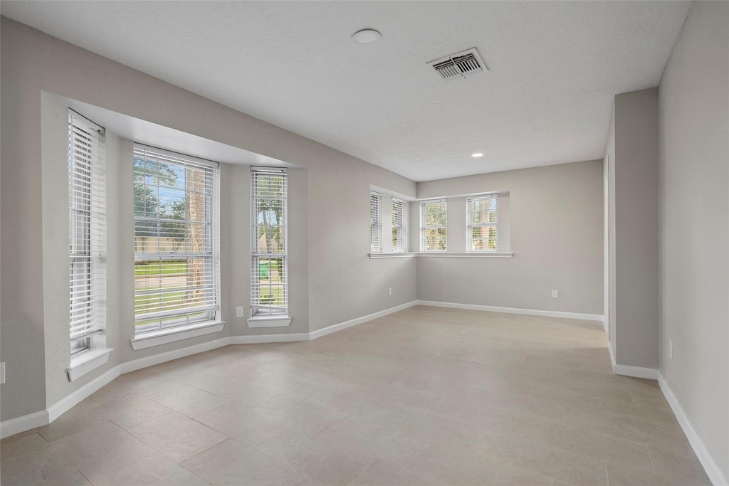 1015 Rock Canyon Drive - Photo 4