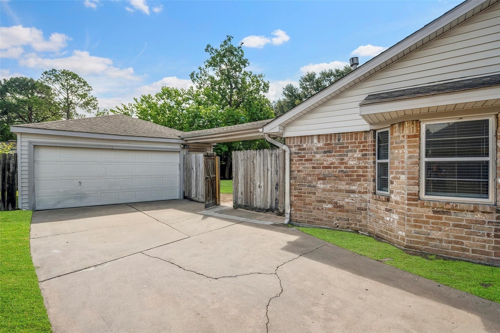 1015 Rock Canyon Drive - Photo 21