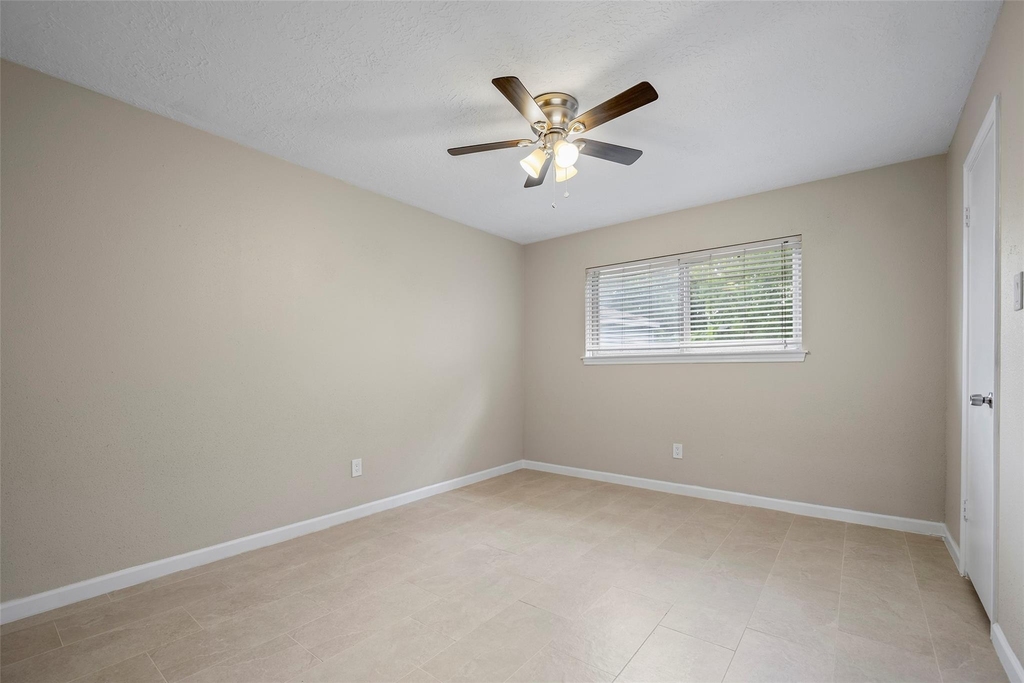 1015 Rock Canyon Drive - Photo 17
