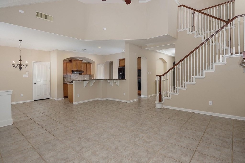 54 Longsford - Photo 10