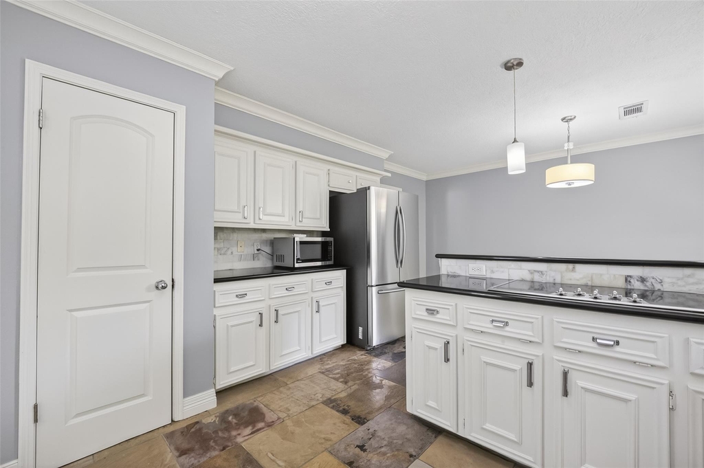 7111 Halfpenny Road - Photo 10