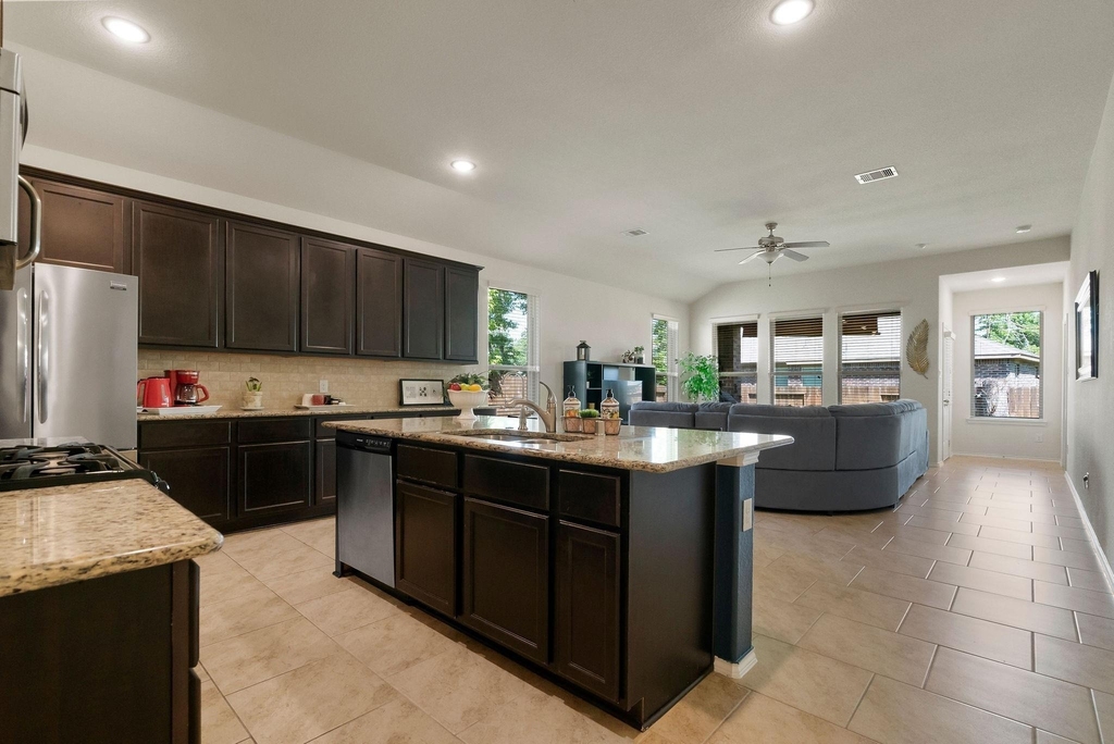 14011 Wolftrap Lane - Photo 9
