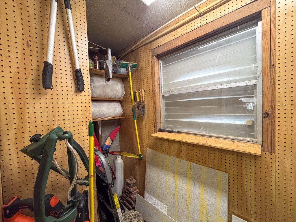 1031 Redfish Street - Photo 22
