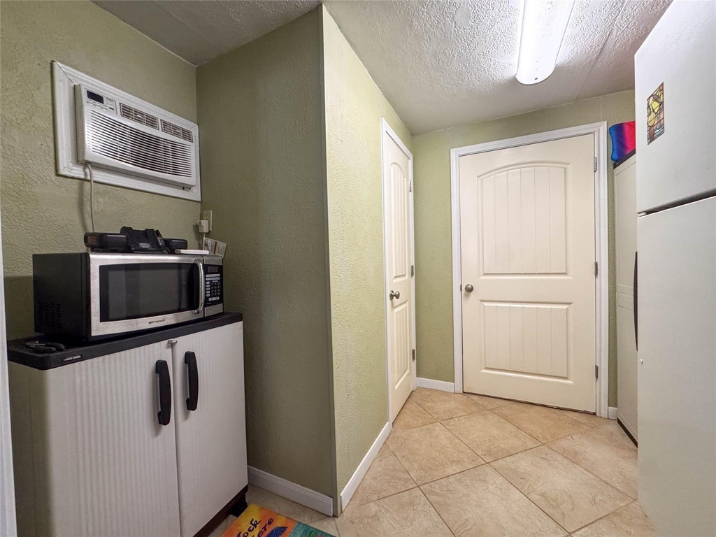 1031 Redfish Street - Photo 21