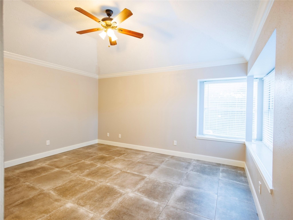 16307 Mulberry Run Court - Photo 11