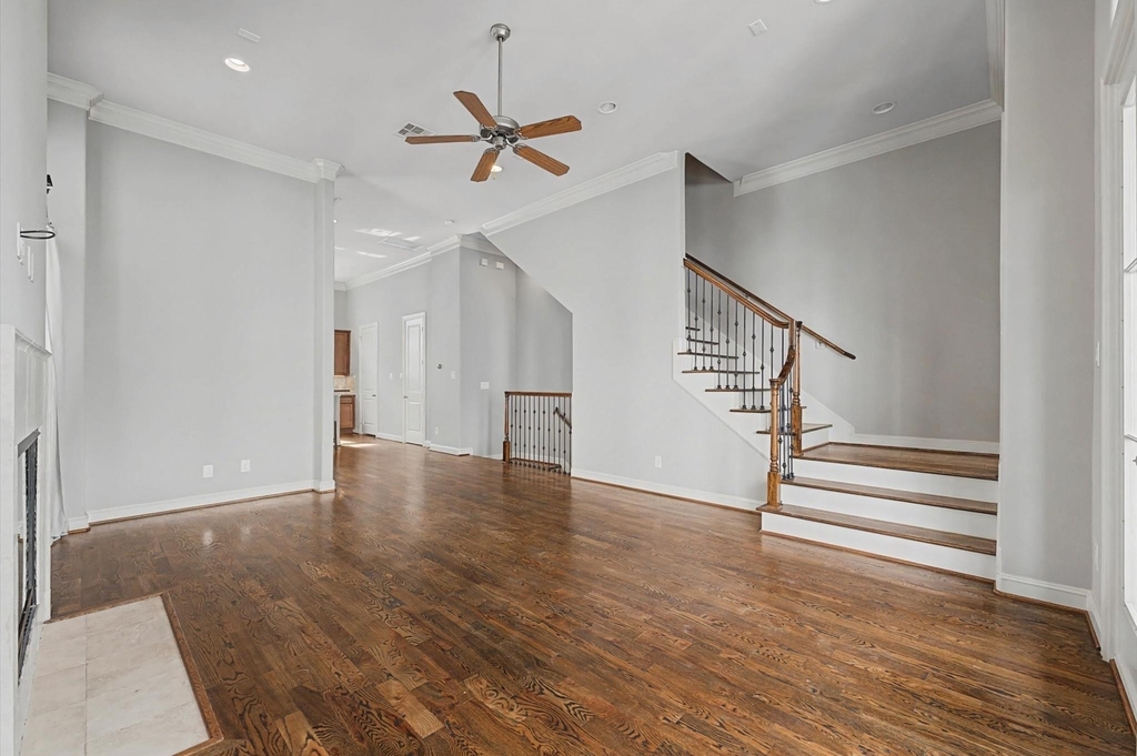 634 Nagle Street - Photo 11