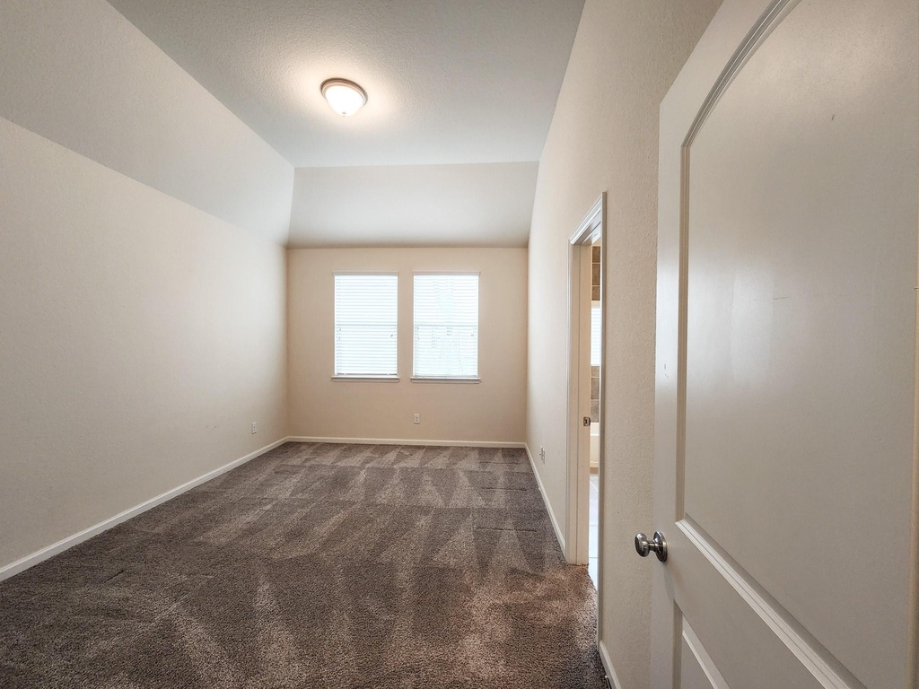 10717 Madden Oaks Place - Photo 28