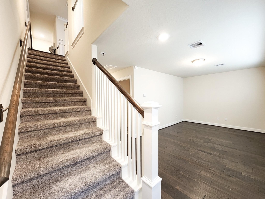 10717 Madden Oaks Place - Photo 4