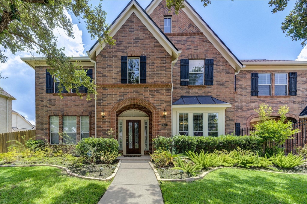 3819 Rivermoss Lane - Photo 1