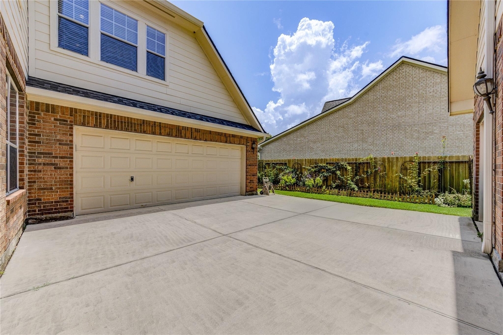 3819 Rivermoss Lane - Photo 37