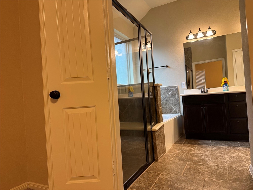 24311 Piazza Drive - Photo 15
