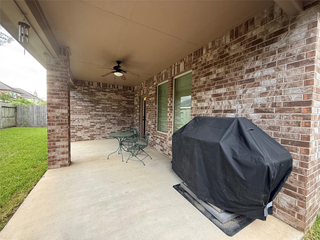 24311 Piazza Drive - Photo 23