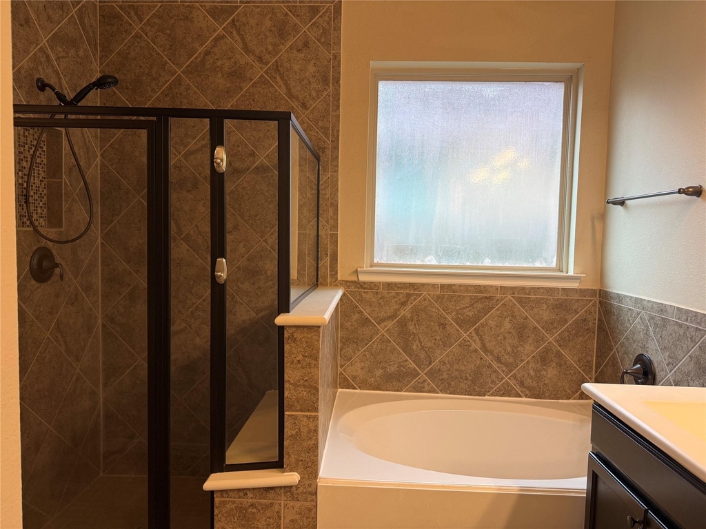 24311 Piazza Drive - Photo 17