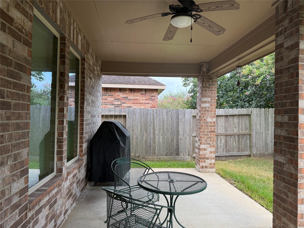 24311 Piazza Drive - Photo 20