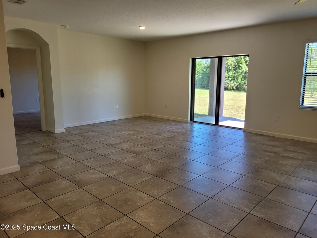 760 Acadia Court Se - Photo 5