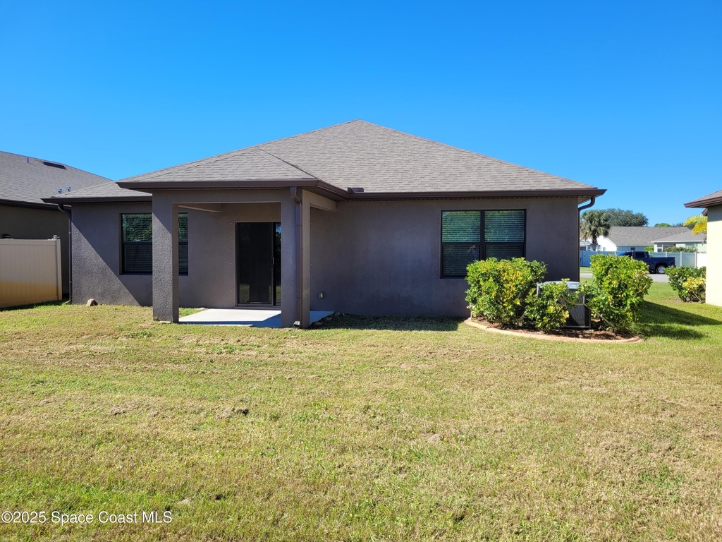 760 Acadia Court Se - Photo 16