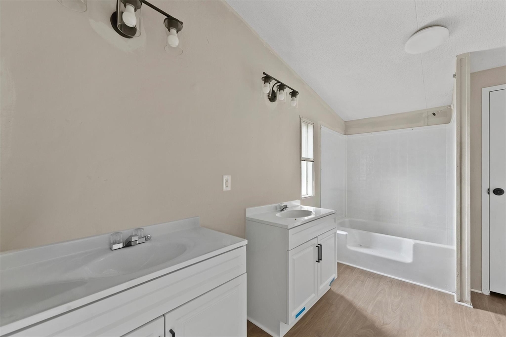 16212 Lone Star Ranch Drive - Photo 18