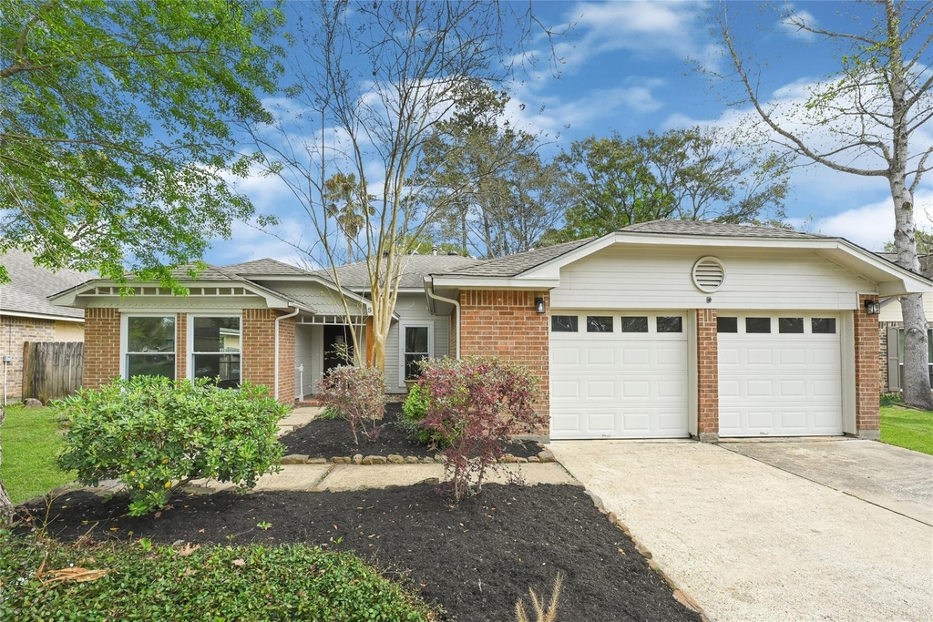 5306 Shady Gardens Drive - Photo 0