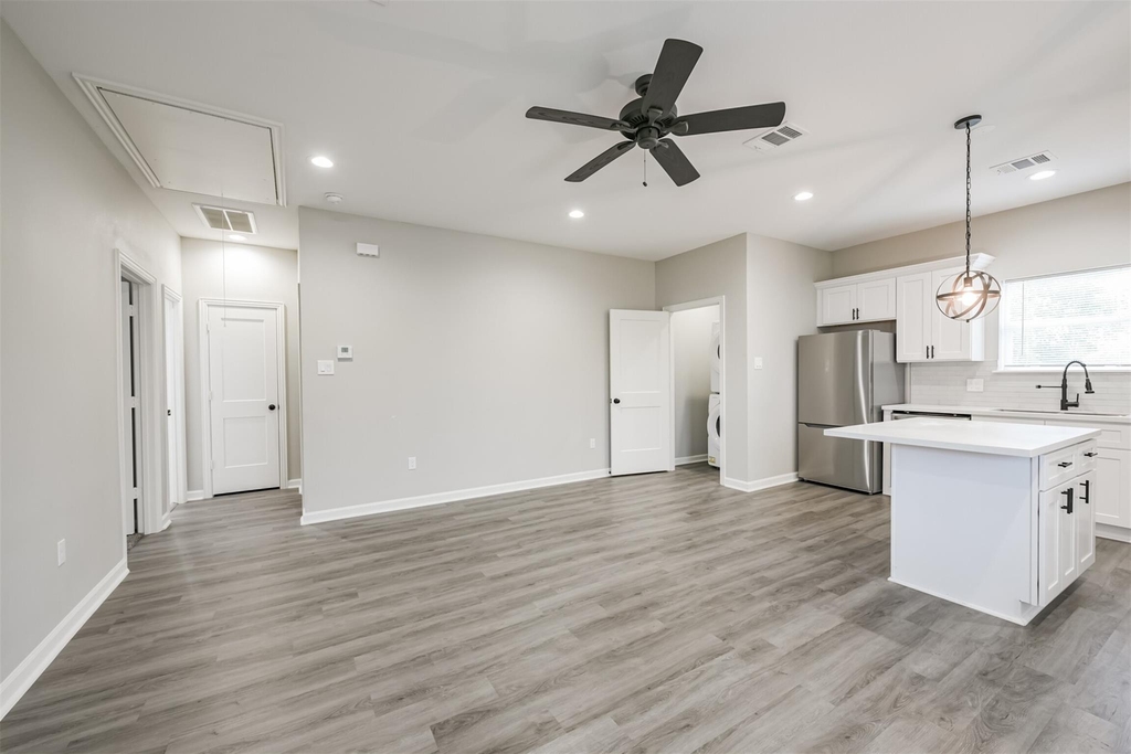 4405 Mallow Drive Street - Photo 3