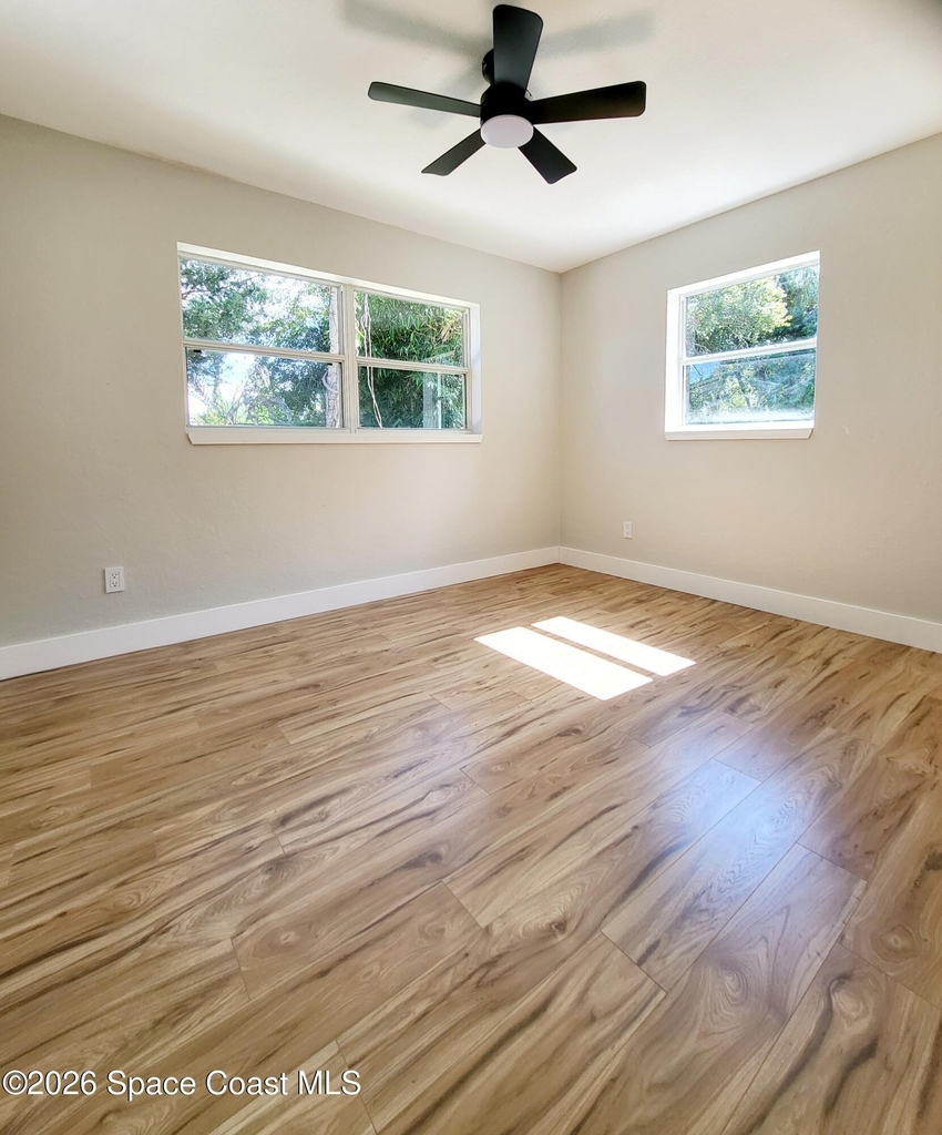 1660 Vernon Dicks Drive - Photo 12