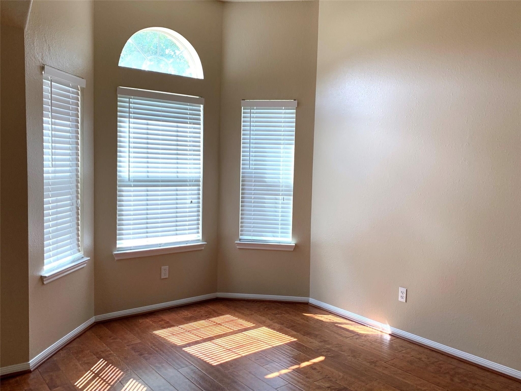 2822 Chalet Knolls Lane - Photo 17