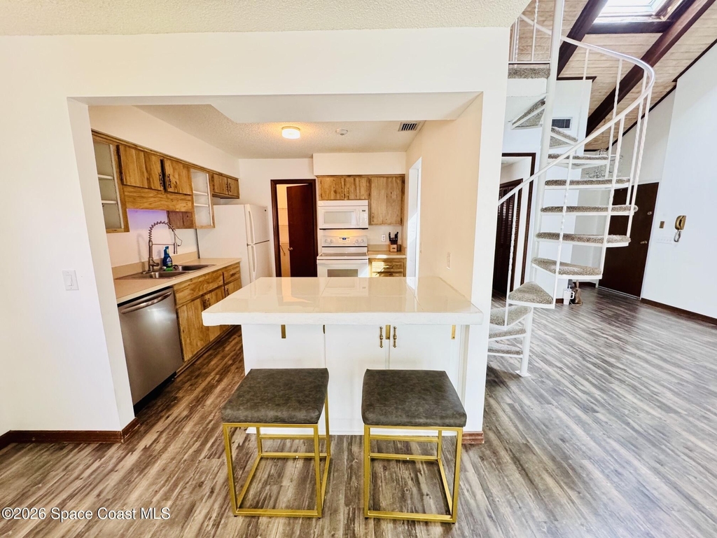 9000 York Lane - Photo 6