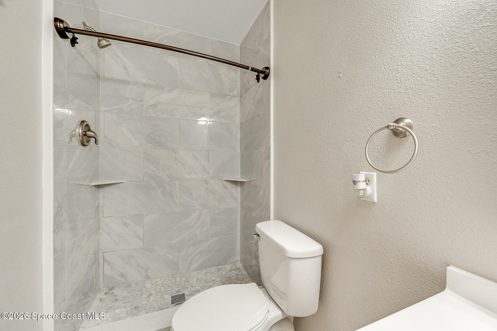 255 Paradise Boulevard - Photo 25