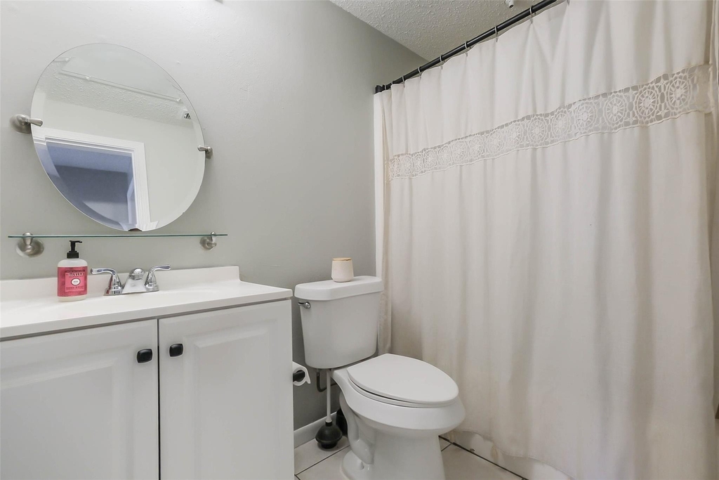 10122 Waterstone Drive - Photo 15