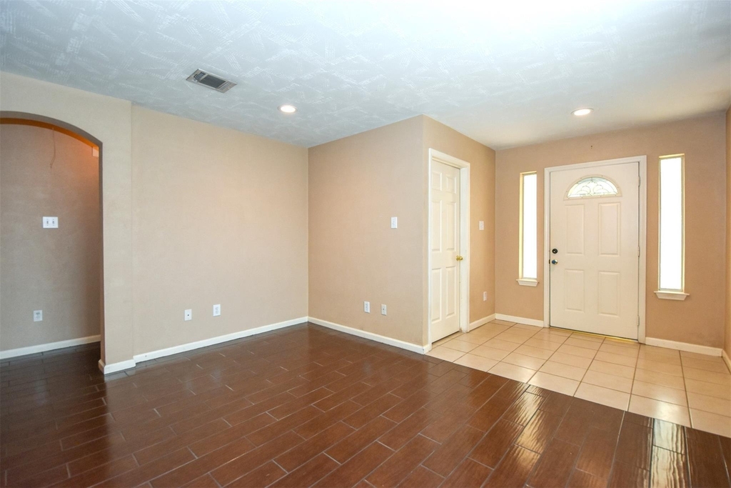 7215 Kransburg Ranch Drive - Photo 3