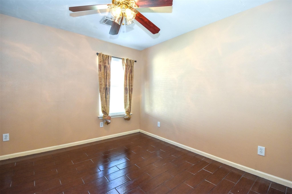 7215 Kransburg Ranch Drive - Photo 17