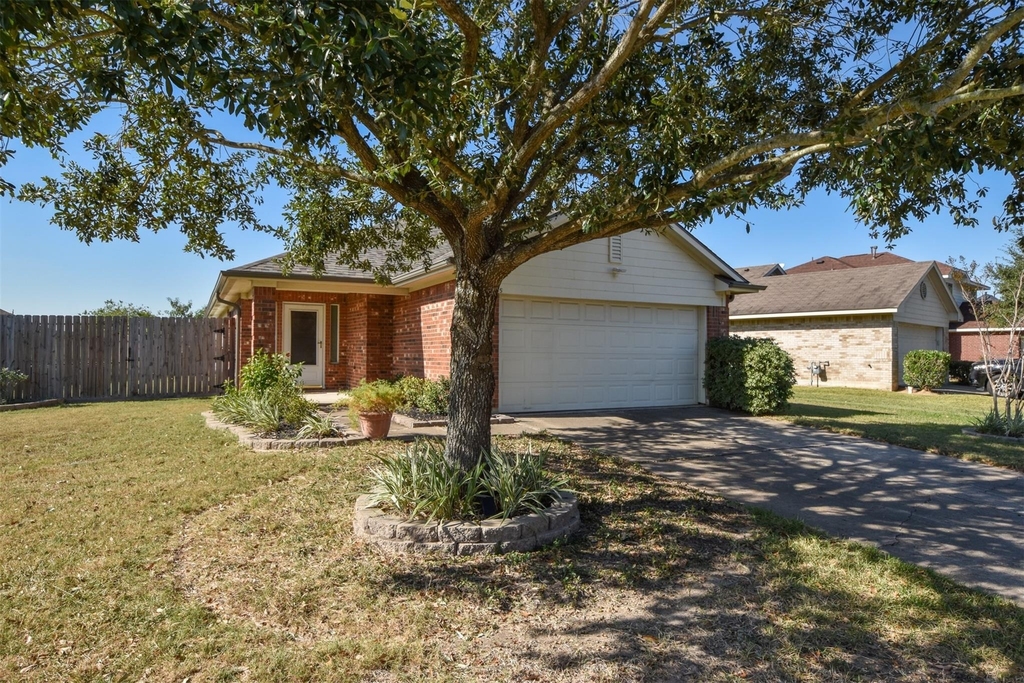 7215 Kransburg Ranch Drive - Photo 1